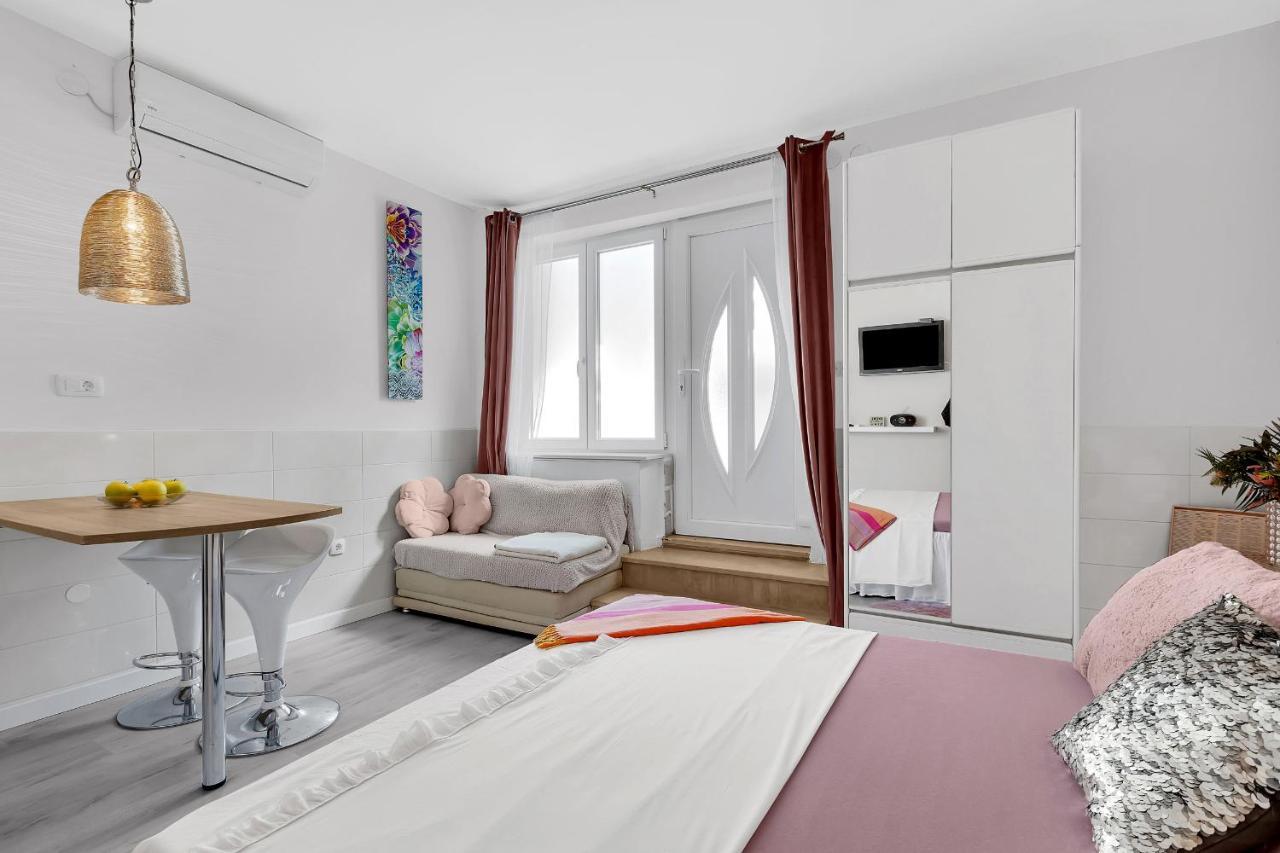 Apartments Barbara Makarska Exterior photo