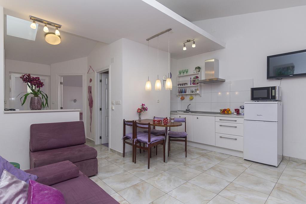 Apartments Barbara Makarska Exterior photo